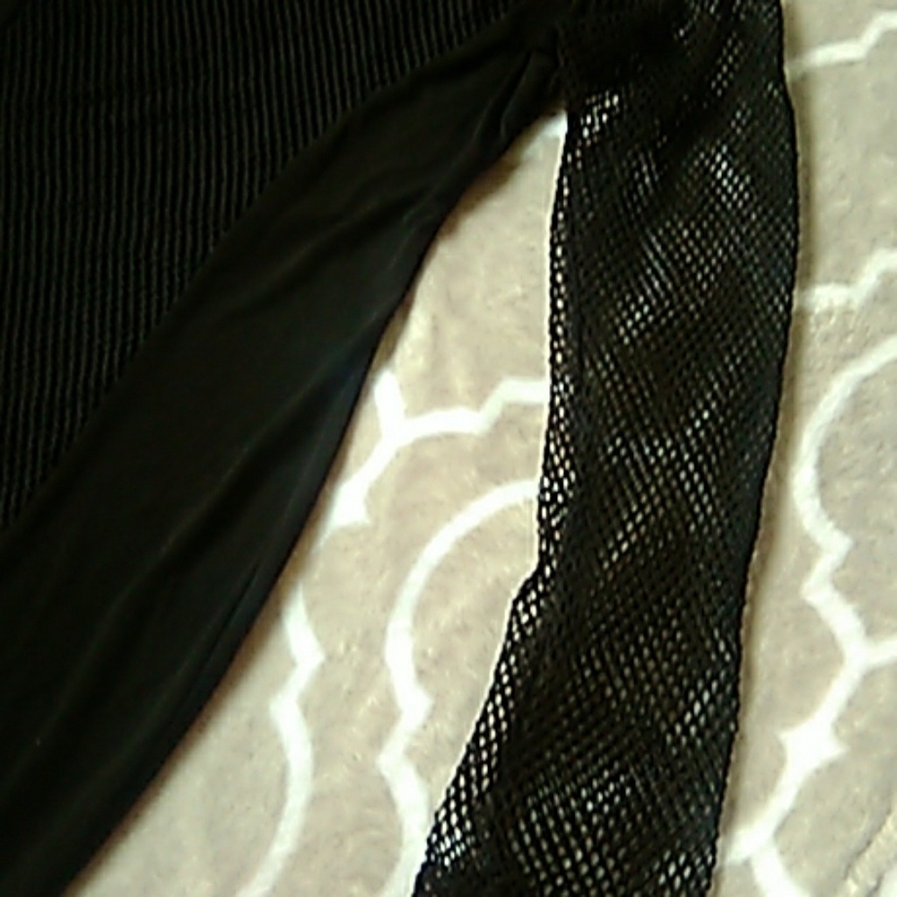 Dress - Picture 2 of 5